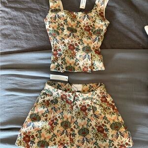 MABLE Floral Patterned marching set